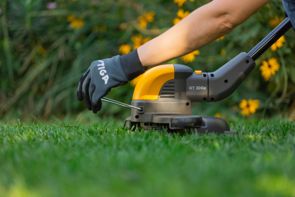 STIGA trimmer cu acumulator GT 300e Kit (cu acumulator și încărcător) – cumpără online România