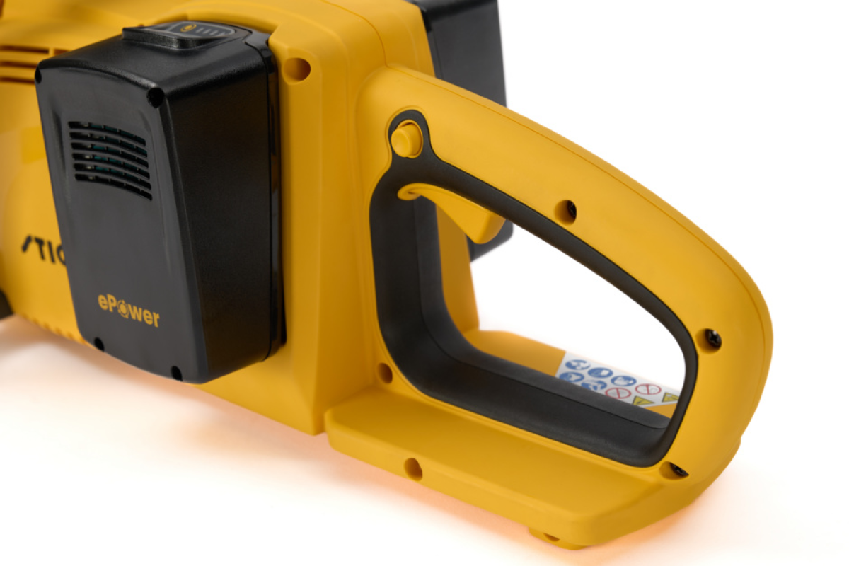 STIGA ferastrau cu acumulator CS 300e Kit (cu acumulator și încărcător) – cumpără online România