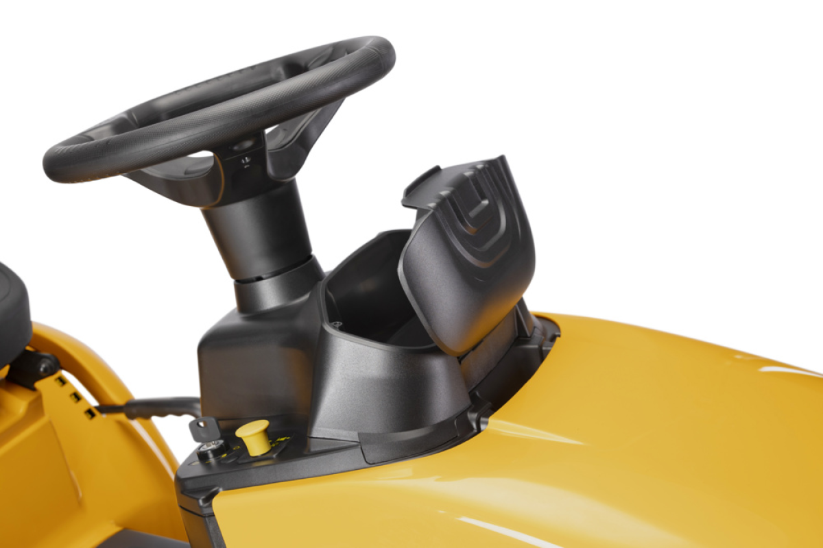 STIGA tractor de tuns iarba cu evacuare laterală TORNADO SPECIAL Honda GCV 530 V2 – cumpără online România