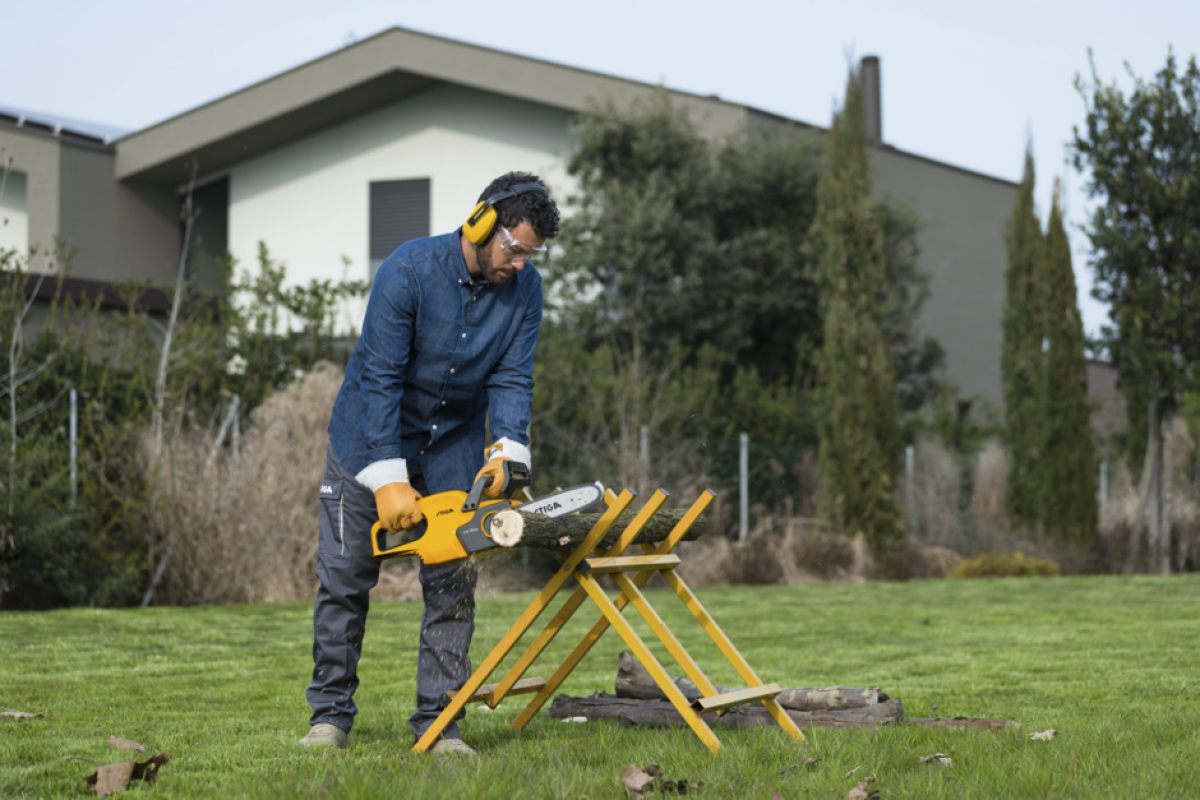 Motoferăstrău pe baterie STIGA CS 100e Kit (baterie și încărcător incluse) – cumpără online România